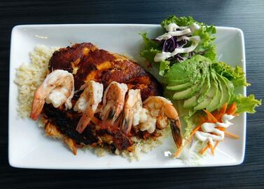 Come mariscos sinaloenses en la CDMX