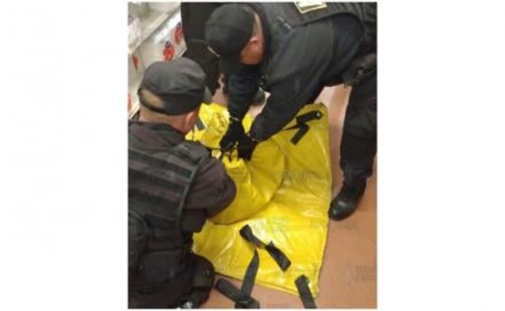 Detectan presunto artefacto explosivo en tienda Walmart de Plaza Aragón