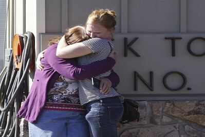 Tiroteo en EU deja al menos 13 muertos