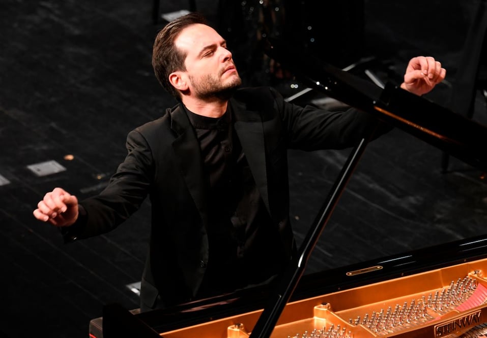 La Gala de Clausura de la Orquesta Sinfónica de Minería contará con el debut en México de Francesco Piemontesi, uno de los últimos discípulos de Brendel./ Festival de música clásica Settimane Musicali di Ascona