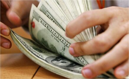 Remesas sorprenden en junio, por primera vez rebasan los 6 mil mdd pese a retórica de Trump contra migrantes