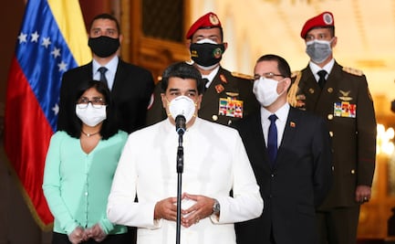 Maduro ordena hospitalizar “cien por ciento” todos los casos de coronavirus 