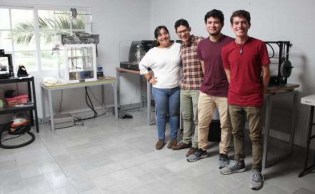 Estudiantes mexicanos elaboran prótesis mamarias en 3D