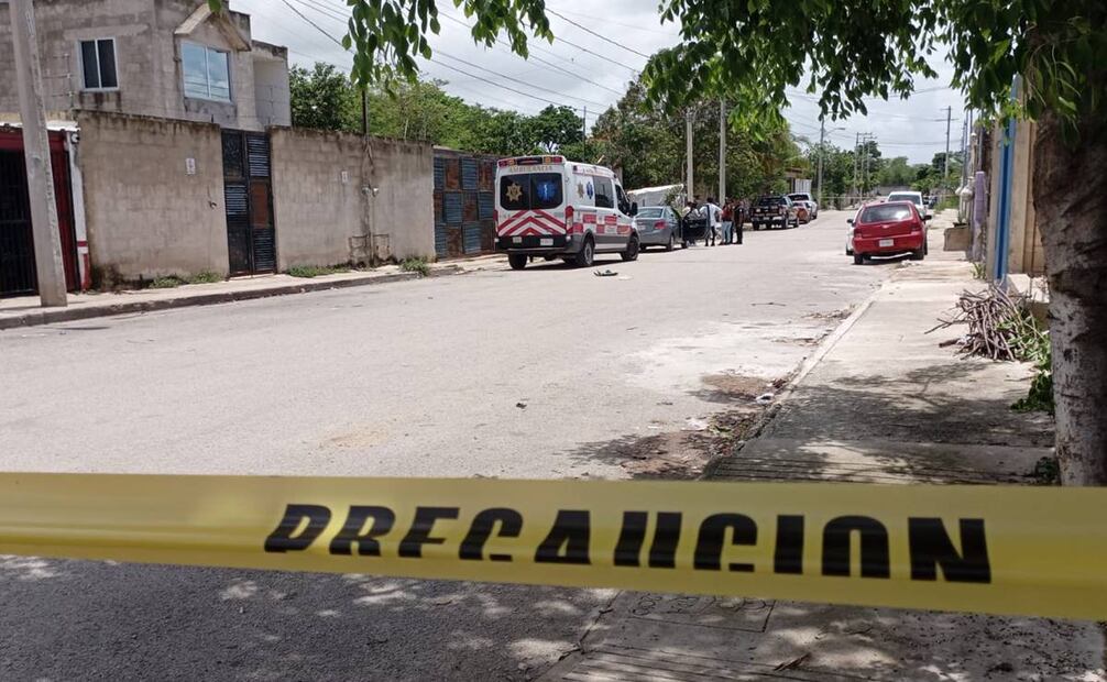 El esposo de la mujer encontró a las víctimas con diversas heridas por arma blanca. Foto: especial