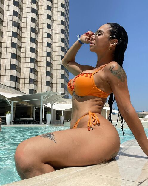 Lis Vega posando. Fuente: Instagram @lisvegaoficial