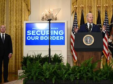 Biden evalúa proteger de la deportación a indocumentados casados con estadounidenses