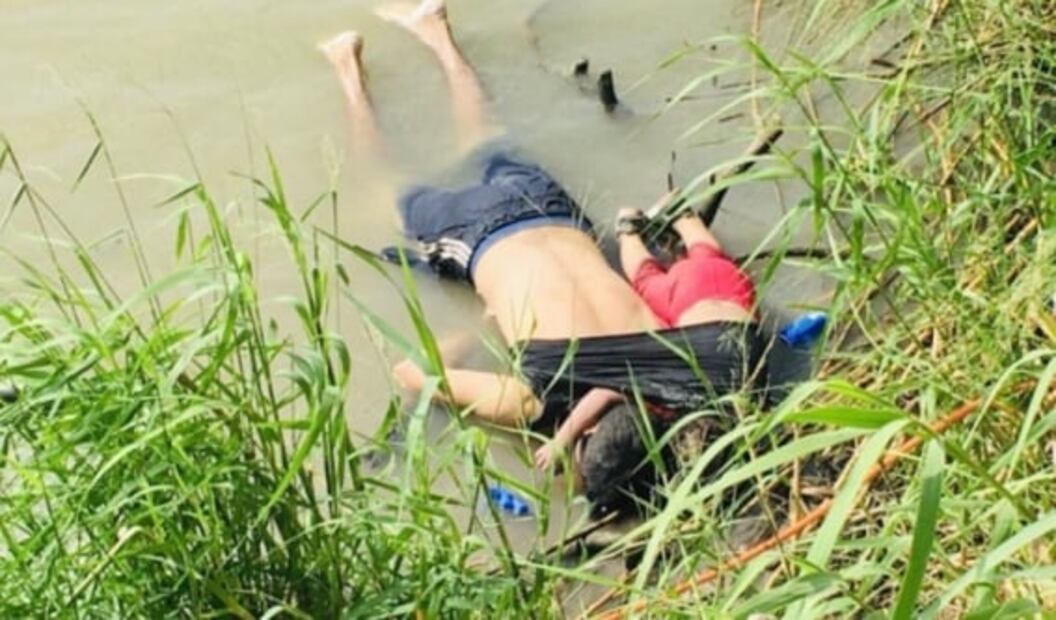 "¿Dónde está mi esposo?", gritaba mujer de migrante ahogado con su bebé en el Río Bravo