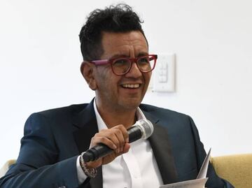 Cuestionan al director del IIE de la UNAM para quien “el feminicidio es un acto de amor”
