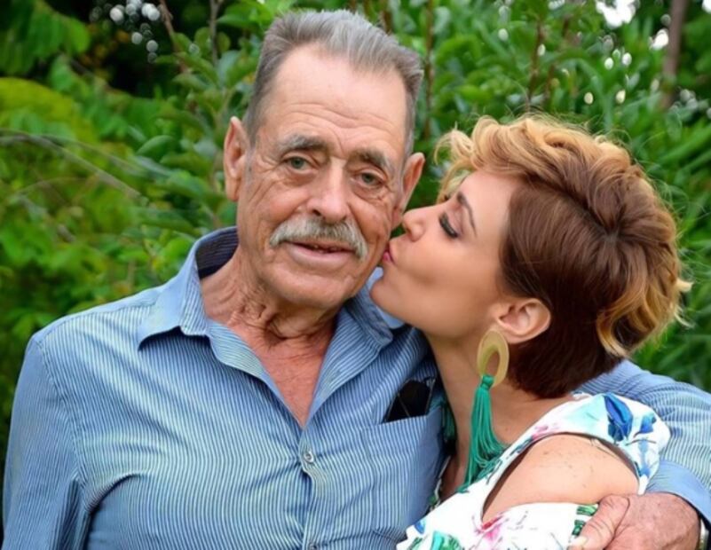 Carmen Muñoz despide a su papá en redes sociales: "Descansa en paz papá"
