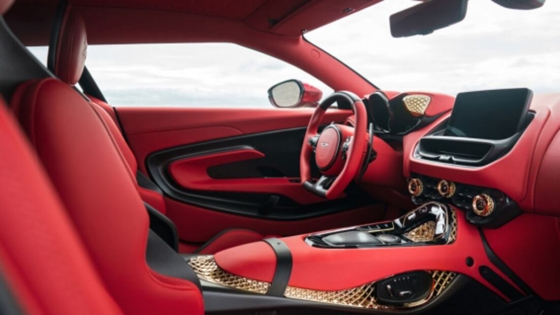 Llega el nuevo Aston Martin DBS 2020