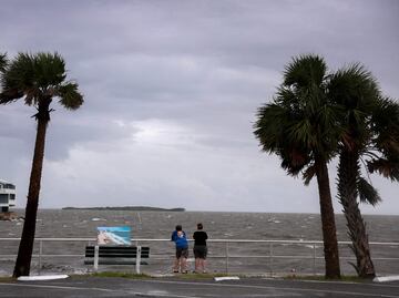 Se forma la tormenta tropical Helene que podría azotar Florida como un huracán mayor en las próximas 48 horas