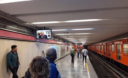 Transmiten informe de gobierno de AMLO en pantallas del Metro