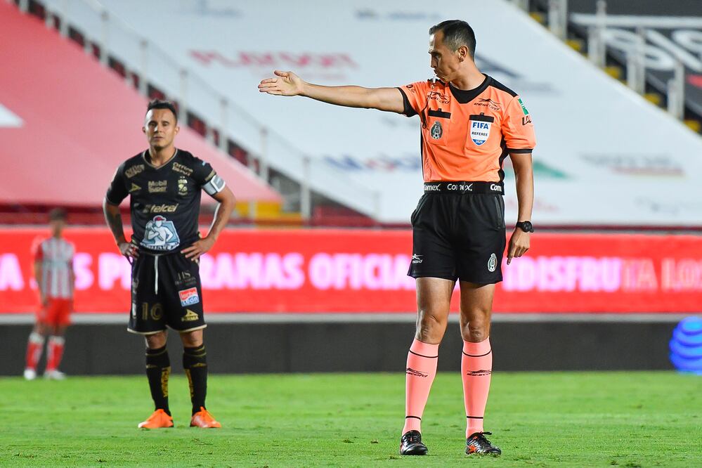 Hay árbitros que ya no pueden dirigir en Primera División