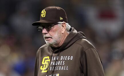 San Diego, en problemas, busca sacudida con nuevo coach de pitcheo