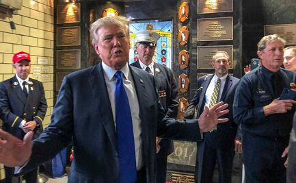 En conmemoración del 11-S, Trump visita recinto de la policía de Nueva York