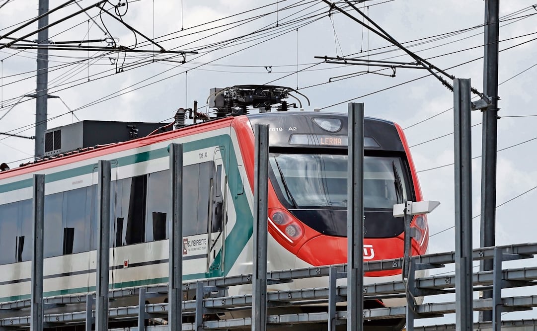 Tren Interurbano incrementará su capacidad de usuarios con su apertura total. Foto: Archivo EL UNIVERSAL