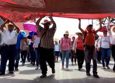 CNTE realiza marcha por la unidad en Chiapas