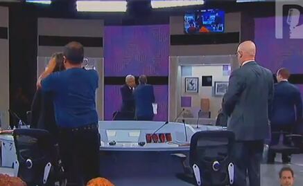 Fría y lejana despedida de AMLO con Anaya tras debate