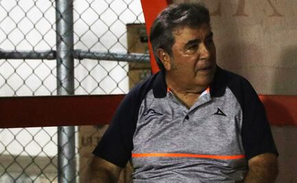 Carlos Reinoso presume que recibió la primera vacuna contra el Covid-19