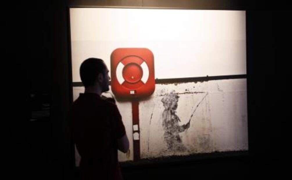 Las provocaciones de Banksy llegan a Moscú por primera vez
