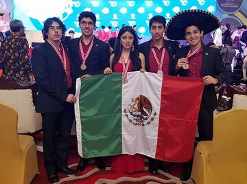 México gana cinco medallas de bronce en la Olimpiada Internacional de Física