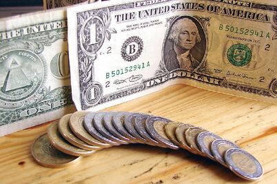 Apoya PAN medidas por caída del peso