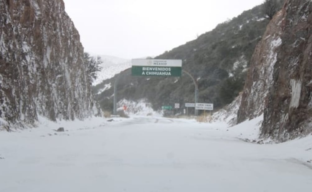 Nevada pinta de blanco municipios de Chihuahua; cierran tránsito vehicular con Sonora