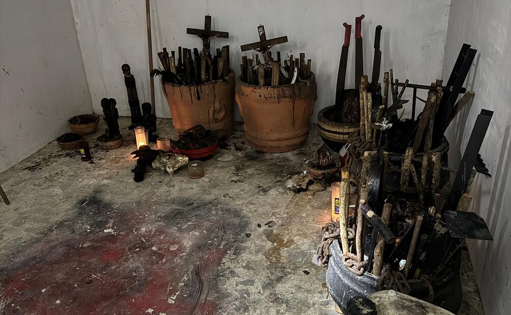 Hallan altar con cráneos humanos en casa de excolaborador de Cuauhtémoc Blanco. Foto: Especial