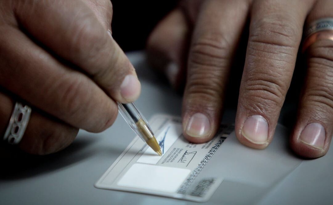 La credencial de elector es el documento más aceptado como identificación oficial en México - Foto: Foto de archivo/EL UNIVERSAL