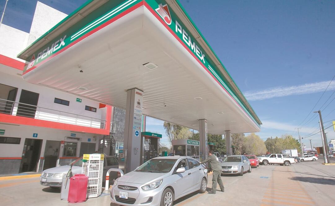 El sector gasolinero va a invertir 15 mil millones de pesos este año para nuevas estaciones de servicio y modernizar otras. Foto: ARCHIVO EL UNIVERSAL