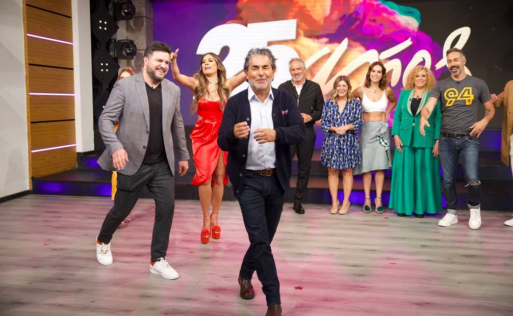 Hoy, el equipo del programa develará una placa con el nombre de todos los involucrados, se reunirán exproductores, exconductores y recordarán los mejores momentos de estos años. Foto: Germán Espinosa.
