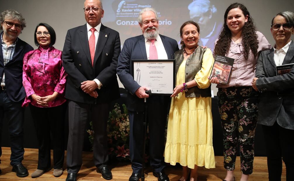 Aspectos de la entrega del galardón literario a Gonzalo Celorio. Foto: Germán Espinoza/EL UNIVERSAL.