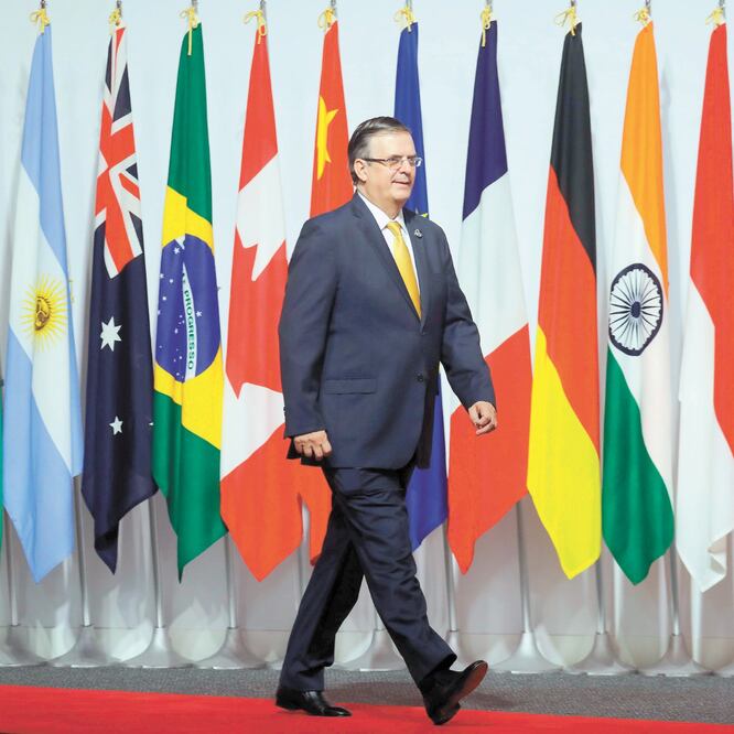 Repre sentación. Por decisión del Presidente, la participación del país en eventos como el G20 corrió a cargo del canciller Marcelo Ebrard. ARCHIVO EL UNIVERSAL