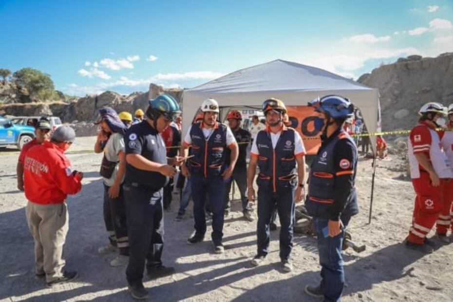 VIDEO Recuperan cuerpo de hombre atrapado tras derrumbe en mina de Teacalco, Amacuzac