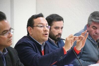 Incipiente combate a nepotismo: InfoDF