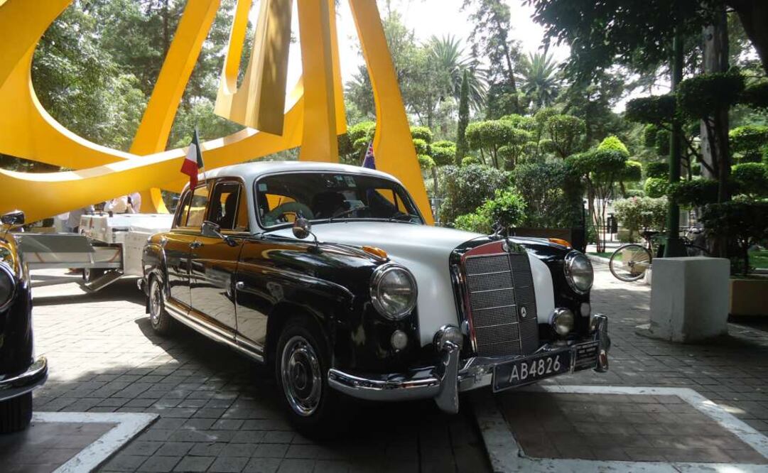 Espacio para tu nave; viaje por el mundo