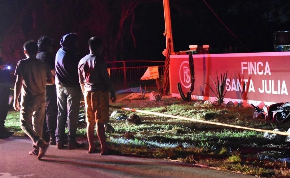 Elementos de seguridad aseguraron la zona luego del accidente del funcionario  (16/10/2025). Foto: Especial