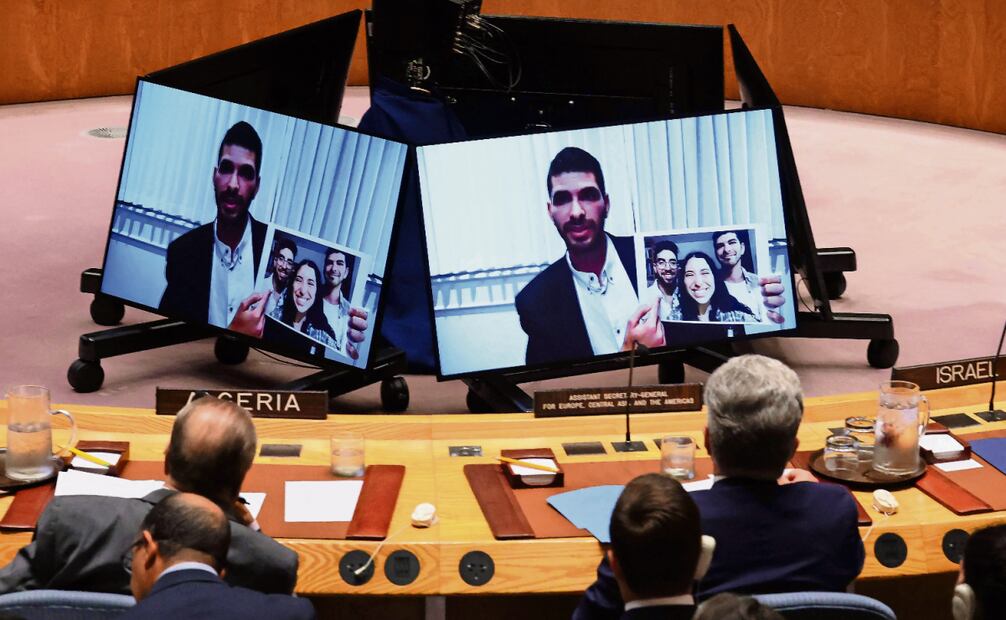 Ilay David, hermano del rehén israelí Evyatar David, abogó ante la ONU para que presione por la liberación de los cautivos en poder de Hamas. Foto: AFP
