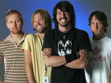 Cuando Taylor Hawkins estuvo en coma por una sobredosis, Dave Grohl le escribió esta canción