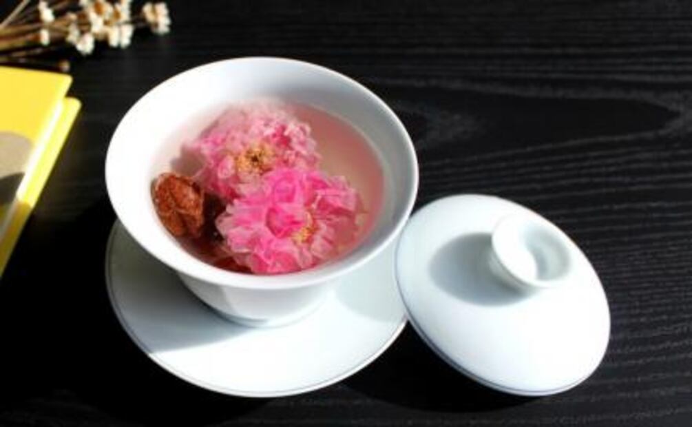 5 tés florales con grandes beneficios para tu salud