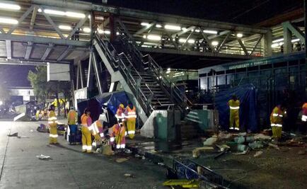 Limpian de puestos paradero de Metro Constitución de 1917