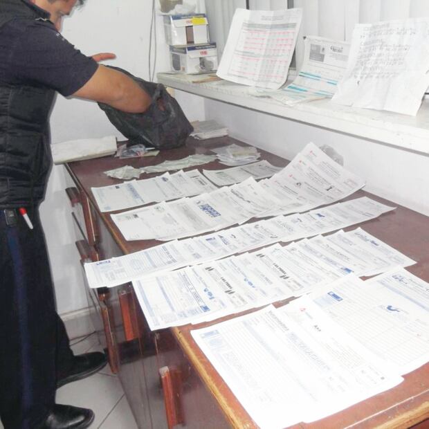 La lista negra del SAT. Foto: EL UNIVERSAL