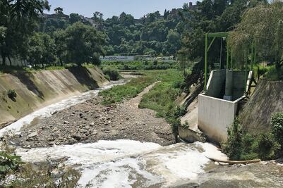Olores de presa son espantosamente fétidos: vecinos