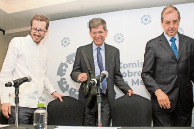 Políticas erróneas dejaron 300 mil muertos por Covid