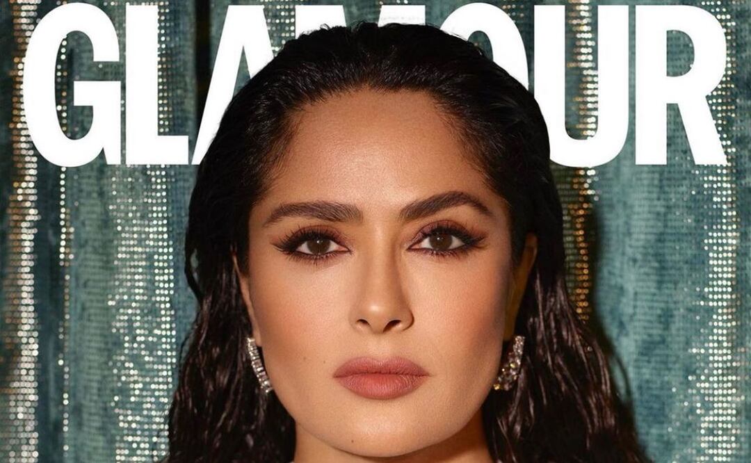 Salma Hayek en la primera portada global del año de la revista Glamour / Foto: Instagram @salmahayek