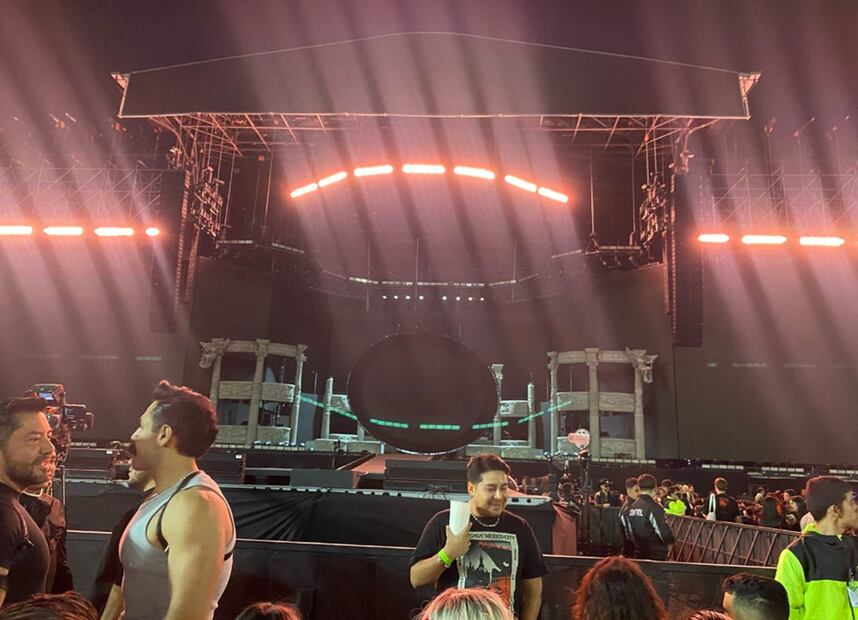 Escenario de Lady Gaga en la CDMX. Foto: Marlem Suárez/EL UNIVERSAL.