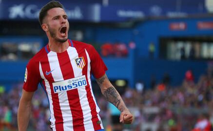 Atlético gana y se acerca a la Champions