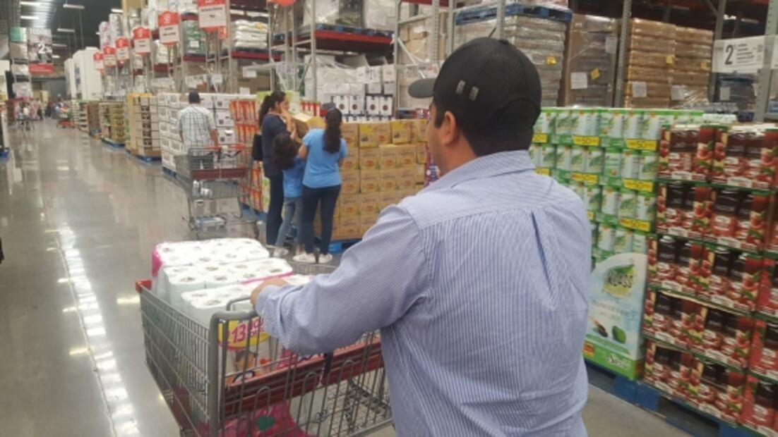 Se desatan compras de pánico en frontera de Tamaulipas