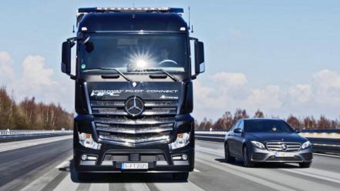 Daimler presenta una nueva estructura para la compañía