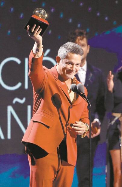 El Latin Grammy queda en España